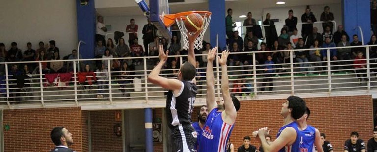 El jugador de La Gallofa Cantbasket, Chris Matagrano | Foto Pablo Lanza